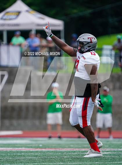 Thumbnail 3 in Thompson vs. Buford photogallery.