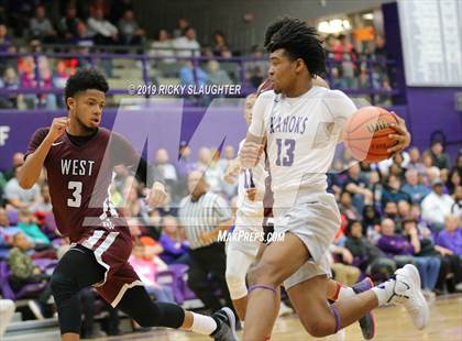 Thumbnail 1 in Belleville West @ Collinsville photogallery.