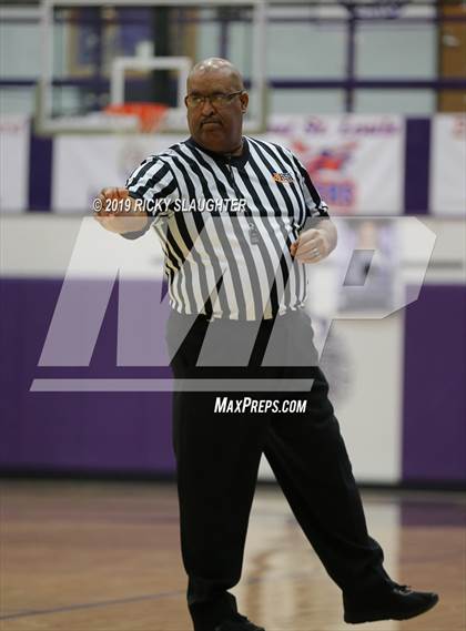 Thumbnail 2 in Belleville West @ Collinsville photogallery.