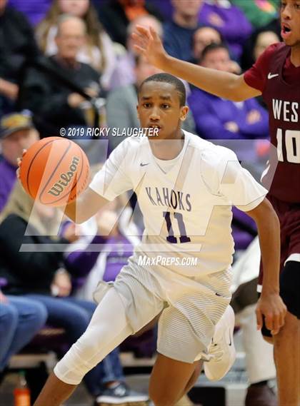 Thumbnail 3 in Belleville West @ Collinsville photogallery.