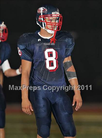 Thumbnail 1 in Pleasant Grove vs. Oak Ridge photogallery.