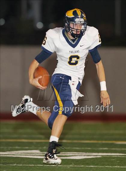 Thumbnail 2 in Pleasant Grove vs. Oak Ridge photogallery.