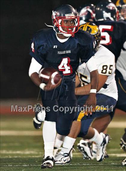 Thumbnail 3 in Pleasant Grove vs. Oak Ridge photogallery.