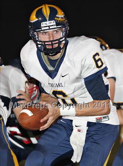 Thumbnail 3 in Pleasant Grove vs. Oak Ridge photogallery.