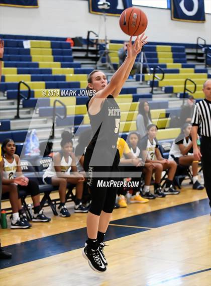 Thumbnail 1 in Riverdale Baptist vs. Archbishop Mitty (Nike Tournament of Champions)  photogallery.