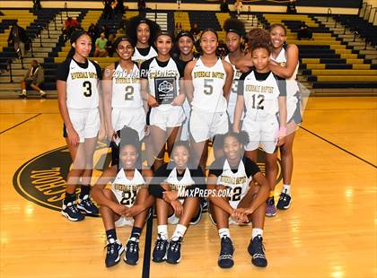 Thumbnail 2 in Riverdale Baptist vs. Archbishop Mitty (Nike Tournament of Champions)  photogallery.