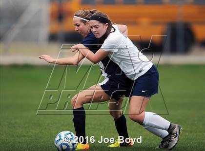 Thumbnail 3 in East Jackson vs. James Clemens (Southern Invitational Shootout 2016) photogallery.
