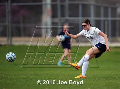 Thumbnail 2 in East Jackson vs. James Clemens (Southern Invitational Shootout 2016) photogallery.