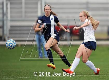 Thumbnail 3 in East Jackson vs. James Clemens (Southern Invitational Shootout 2016) photogallery.