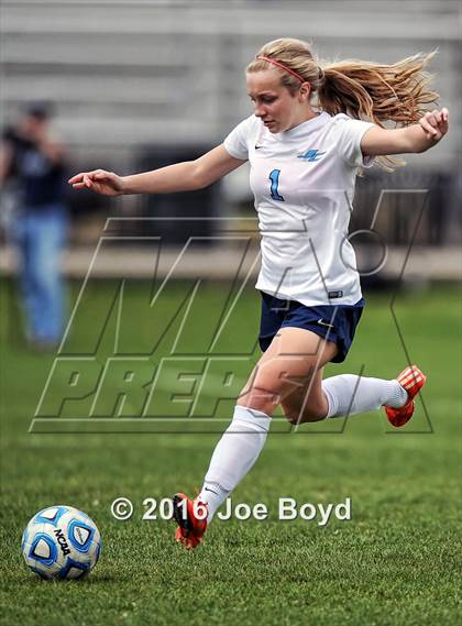 Thumbnail 2 in East Jackson vs. James Clemens (Southern Invitational Shootout 2016) photogallery.