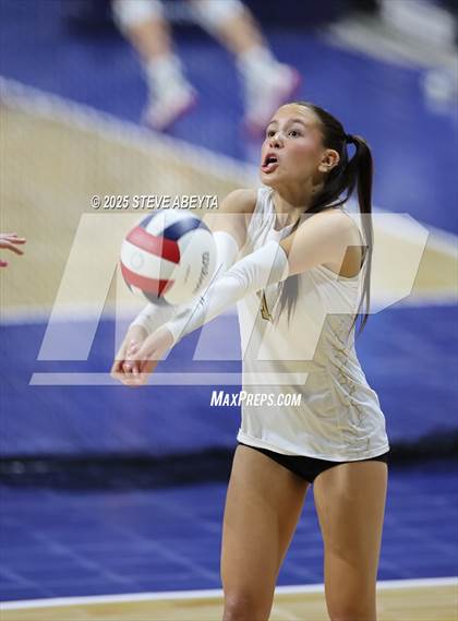 Thumbnail 1 in Battle Mountain vs. Mead (CHSAA 4A First Round) photogallery.