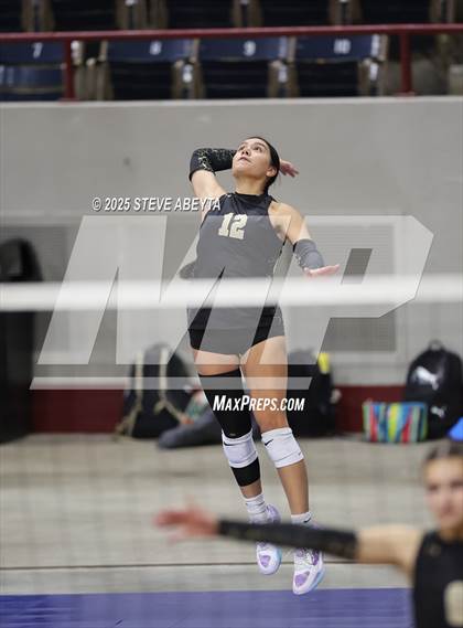 Thumbnail 3 in Battle Mountain vs. Mead (CHSAA 4A First Round) photogallery.