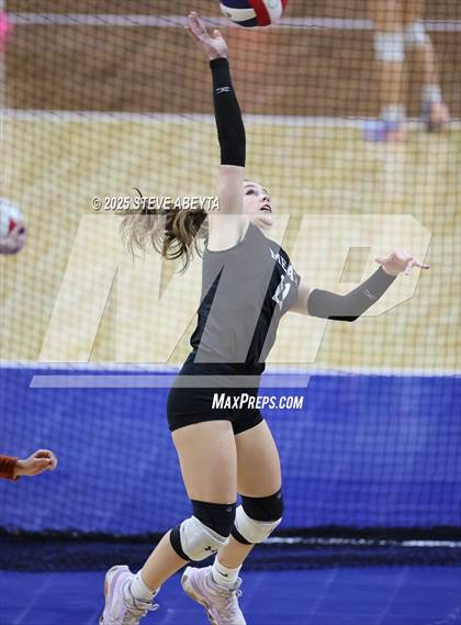 Thumbnail 2 in Battle Mountain vs. Mead (CHSAA 4A First Round) photogallery.