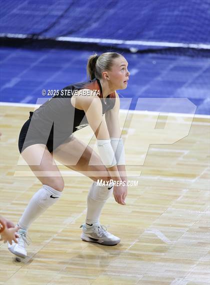 Thumbnail 2 in Battle Mountain vs. Mead (CHSAA 4A First Round) photogallery.