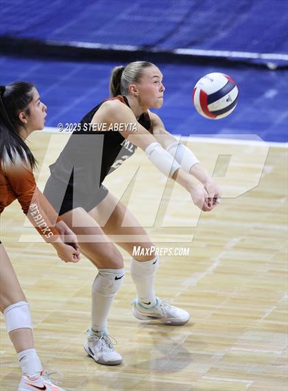 Thumbnail 1 in Battle Mountain vs. Mead (CHSAA 4A First Round) photogallery.