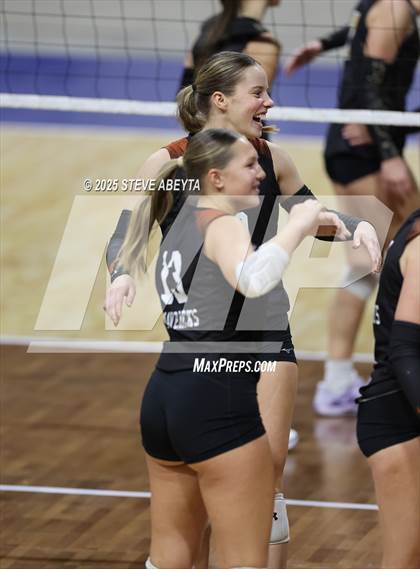 Thumbnail 1 in Battle Mountain vs. Mead (CHSAA 4A First Round) photogallery.