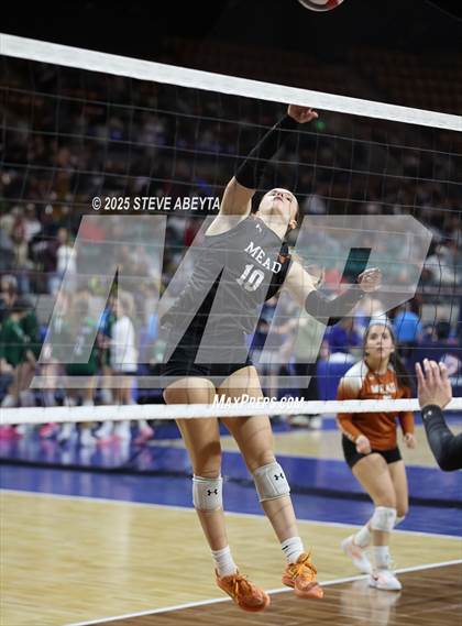 Thumbnail 3 in Battle Mountain vs. Mead (CHSAA 4A First Round) photogallery.