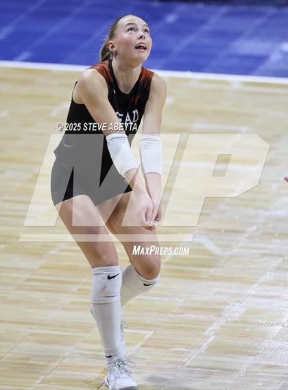 Thumbnail 3 in Battle Mountain vs. Mead (CHSAA 4A First Round) photogallery.