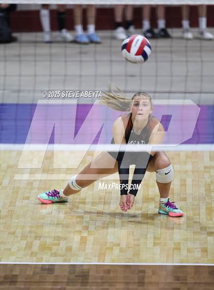 Thumbnail 1 in Battle Mountain vs. Mead (CHSAA 4A First Round) photogallery.