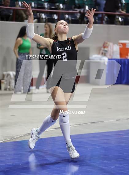 Thumbnail 1 in Battle Mountain vs. Mead (CHSAA 4A First Round) photogallery.