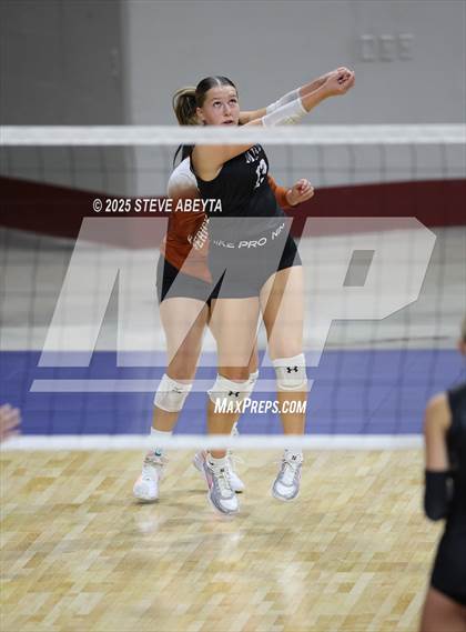 Thumbnail 3 in Battle Mountain vs. Mead (CHSAA 4A First Round) photogallery.