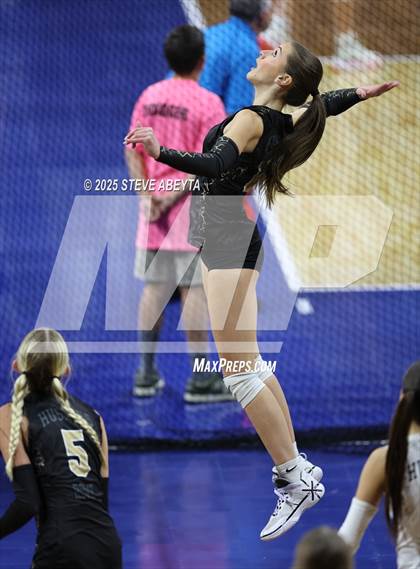 Thumbnail 2 in Battle Mountain vs. Mead (CHSAA 4A First Round) photogallery.