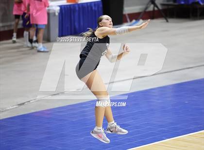 Thumbnail 2 in Battle Mountain vs. Mead (CHSAA 4A First Round) photogallery.