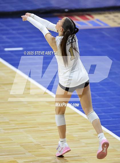 Thumbnail 1 in Battle Mountain vs. Mead (CHSAA 4A First Round) photogallery.