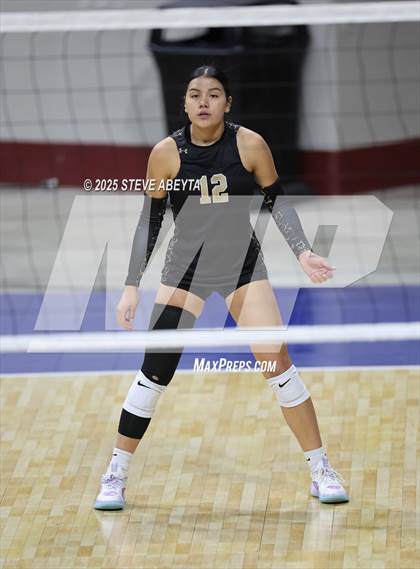 Thumbnail 3 in Battle Mountain vs. Mead (CHSAA 4A First Round) photogallery.