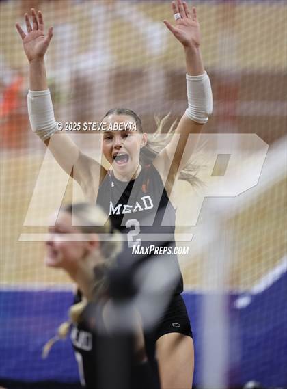 Thumbnail 2 in Battle Mountain vs. Mead (CHSAA 4A First Round) photogallery.