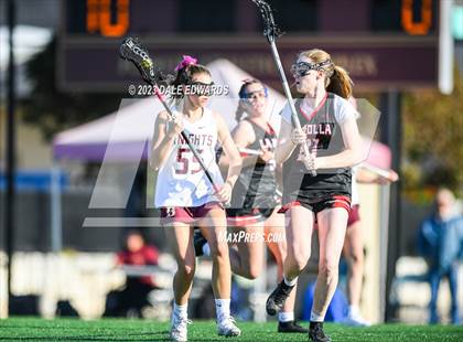 Thumbnail 2 in Bishop's vs La Jolla photogallery.