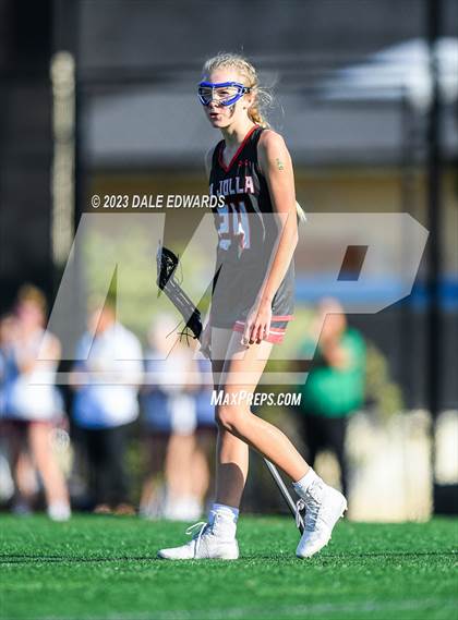 Thumbnail 2 in Bishop's vs La Jolla photogallery.