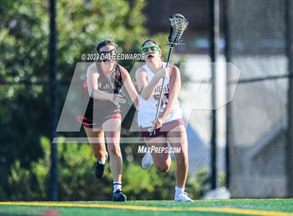 Thumbnail 2 in Bishop's vs La Jolla photogallery.