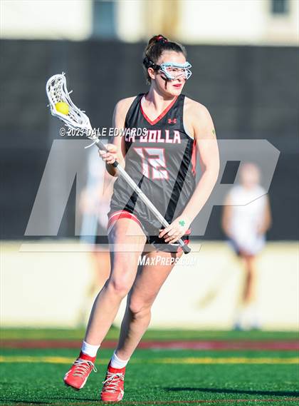 Thumbnail 2 in Bishop's vs La Jolla photogallery.