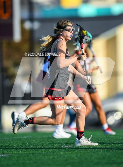 Thumbnail 2 in Bishop's vs La Jolla photogallery.