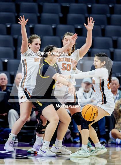 Thumbnail 1 in Whitney vs. Half Moon Bay (CIF State D4 Final) photogallery.
