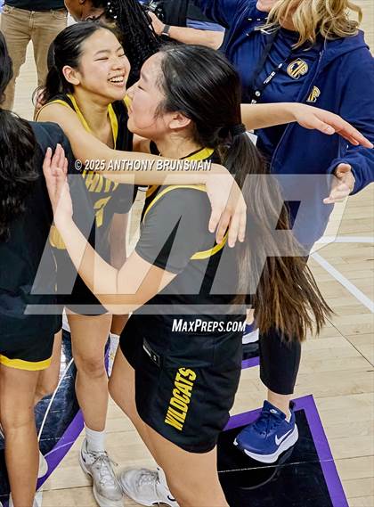 Thumbnail 1 in Whitney vs. Half Moon Bay (CIF State D4 Final) photogallery.