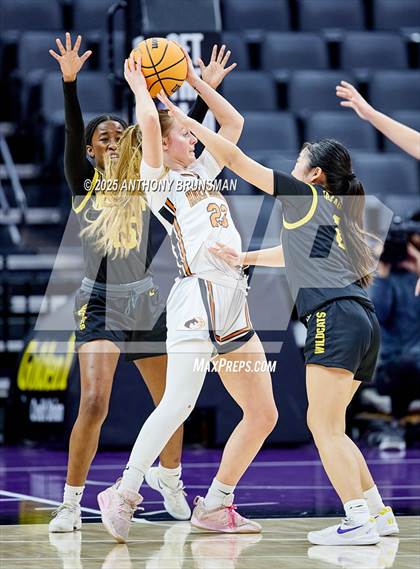 Thumbnail 1 in Whitney vs. Half Moon Bay (CIF State D4 Final) photogallery.