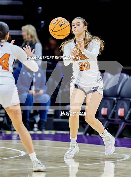 Thumbnail 2 in Whitney vs. Half Moon Bay (CIF State D4 Final) photogallery.