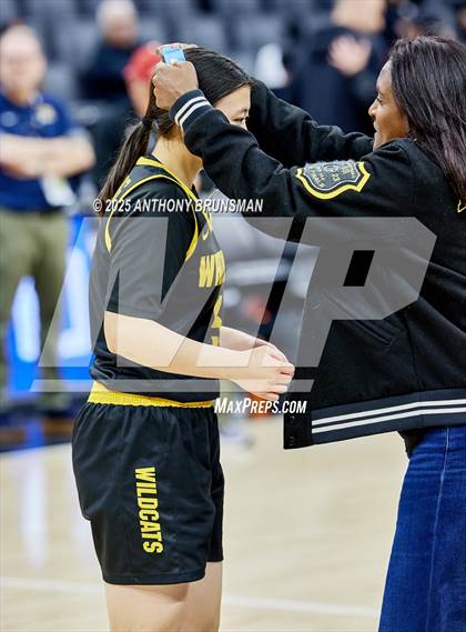 Thumbnail 2 in Whitney vs. Half Moon Bay (CIF State D4 Final) photogallery.