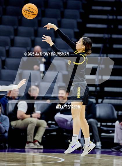 Thumbnail 3 in Whitney vs. Half Moon Bay (CIF State D4 Final) photogallery.