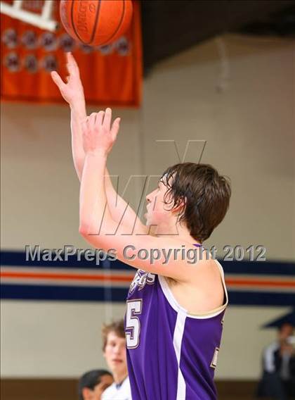 Thumbnail 1 in Valencia vs. Saugus (Chaminade Holiday Classic) photogallery.