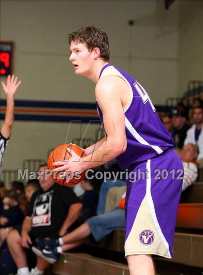 Thumbnail 1 in Valencia vs. Saugus (Chaminade Holiday Classic) photogallery.