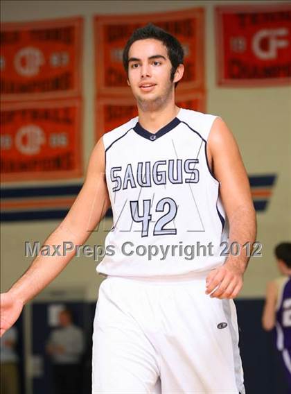 Thumbnail 2 in Valencia vs. Saugus (Chaminade Holiday Classic) photogallery.