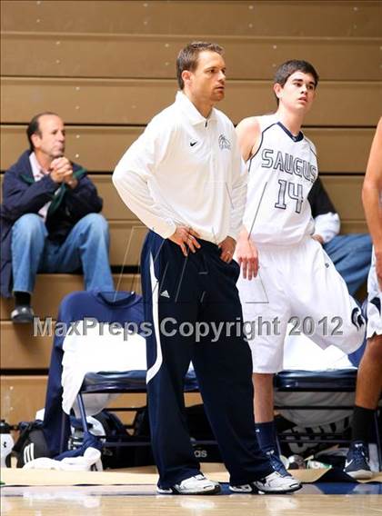 Thumbnail 3 in Valencia vs. Saugus (Chaminade Holiday Classic) photogallery.