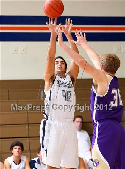 Thumbnail 2 in Valencia vs. Saugus (Chaminade Holiday Classic) photogallery.