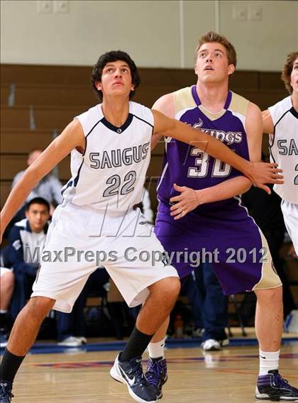 Thumbnail 1 in Valencia vs. Saugus (Chaminade Holiday Classic) photogallery.