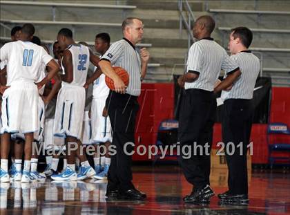 Thumbnail 3 in Madison @ Seguin (Thanksgiving Hoopfest) photogallery.