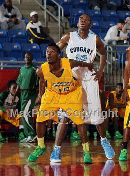 Thumbnail 1 in Madison @ Seguin (Thanksgiving Hoopfest) photogallery.