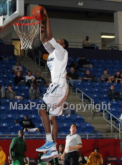 Thumbnail 2 in Madison @ Seguin (Thanksgiving Hoopfest) photogallery.